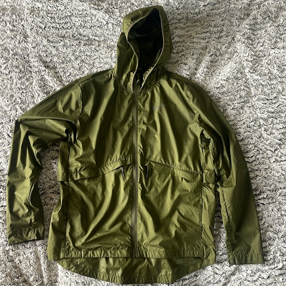 Nike Green Windbreaker size medium